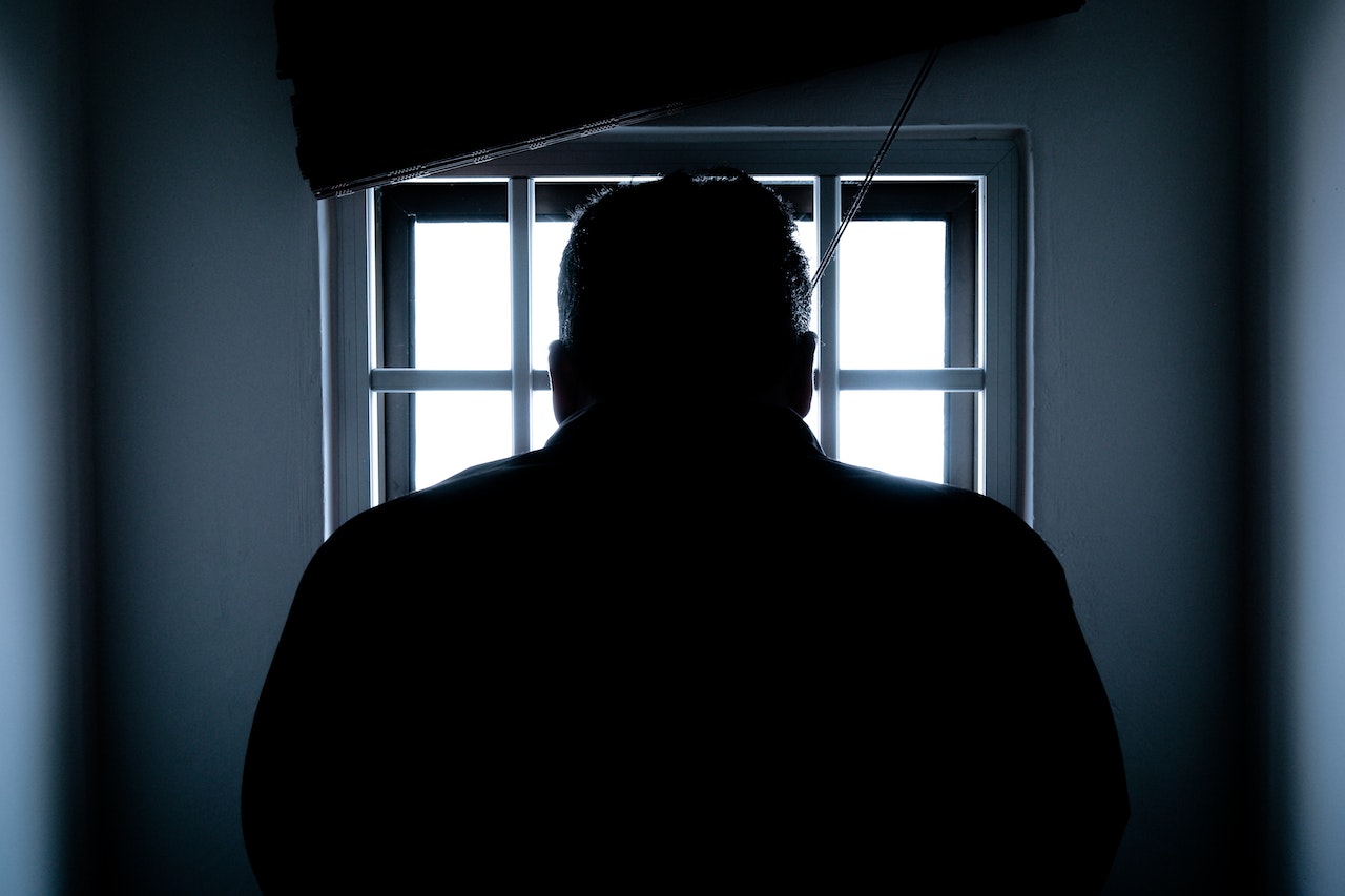 Addressing Airbnb Crime with AI Guest Screening: Ensuring Safety and Security
