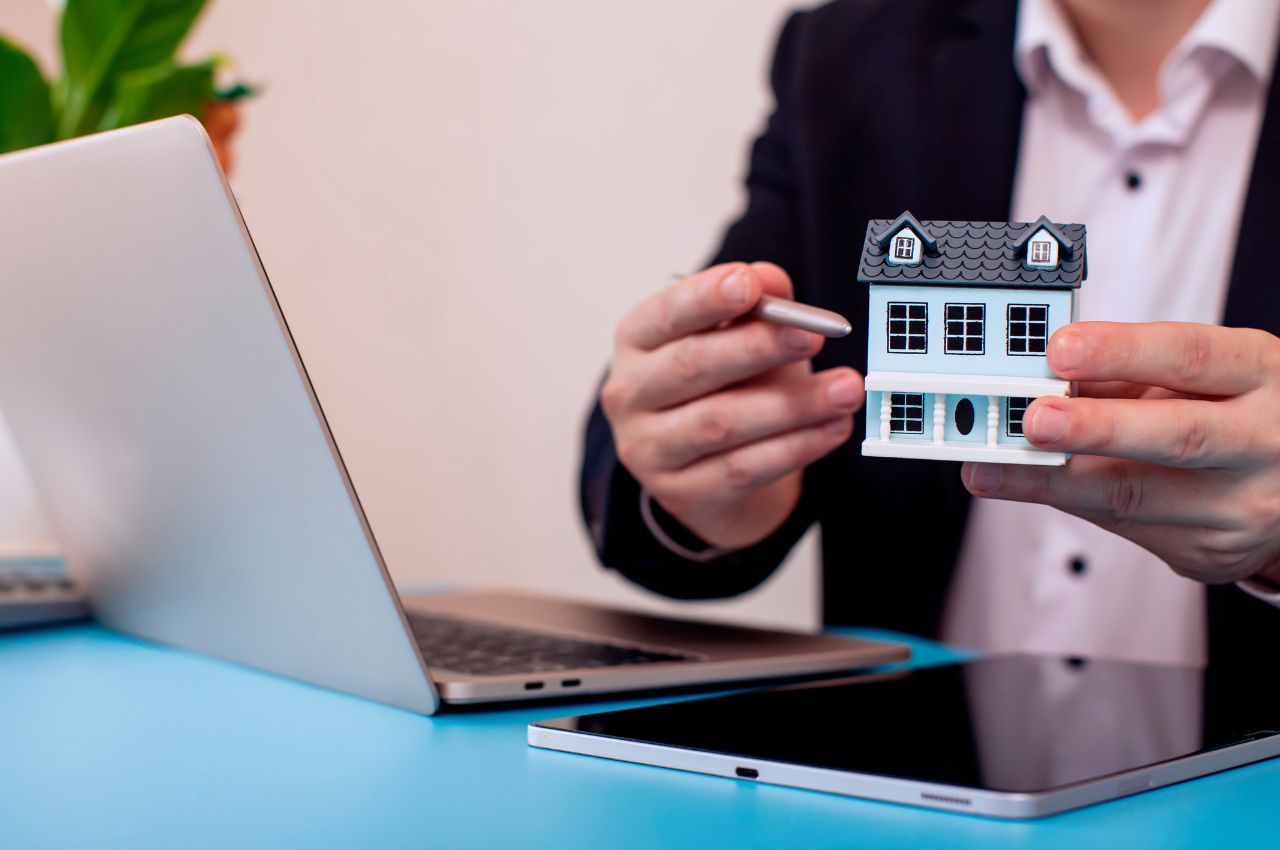 Mastering Commercial Tenant Screening: Tips for Business Properties