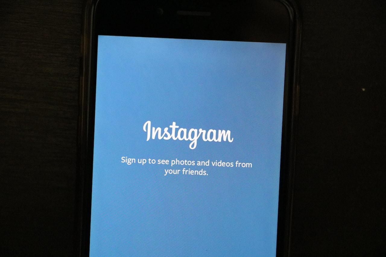 How to Use Instagram to Market Your Vacation Rentals?