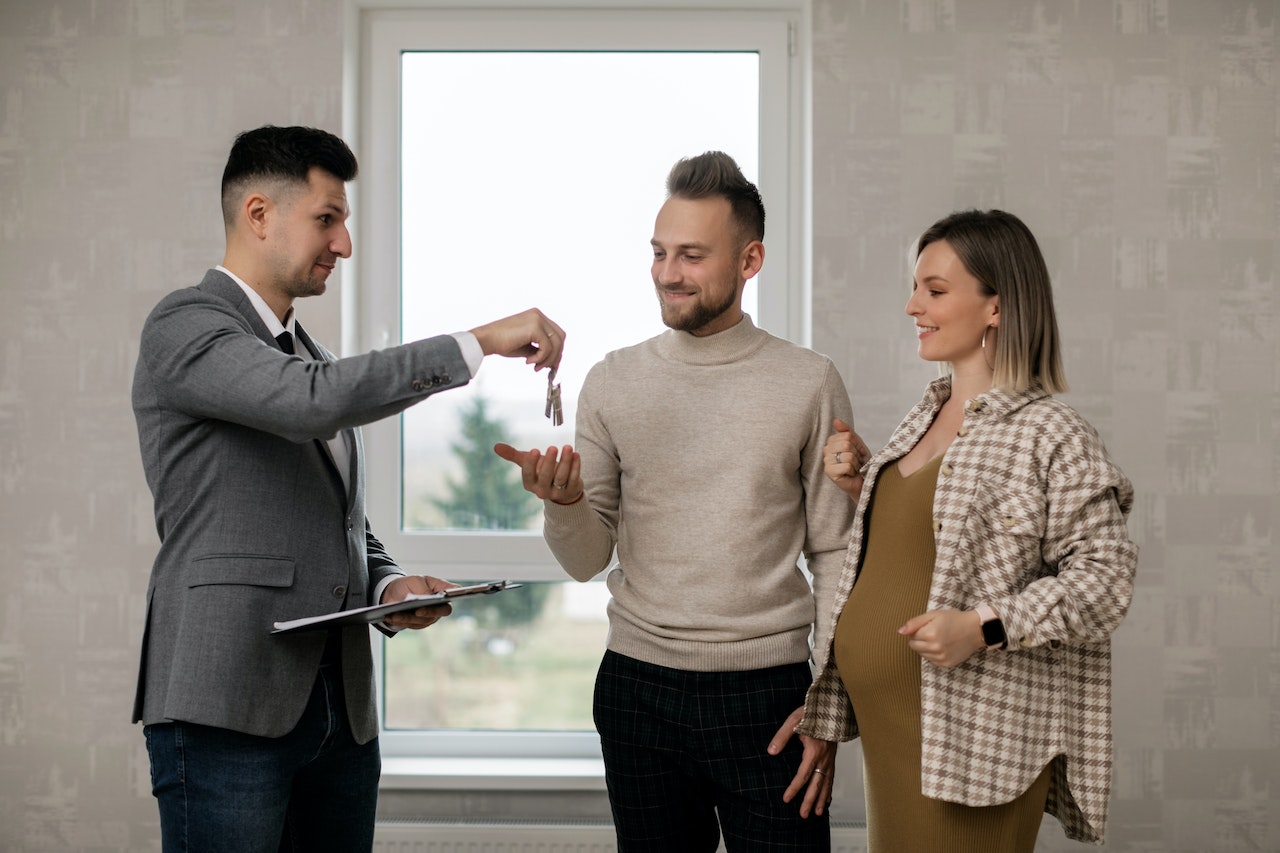 A must-have list of 40+ property management resources