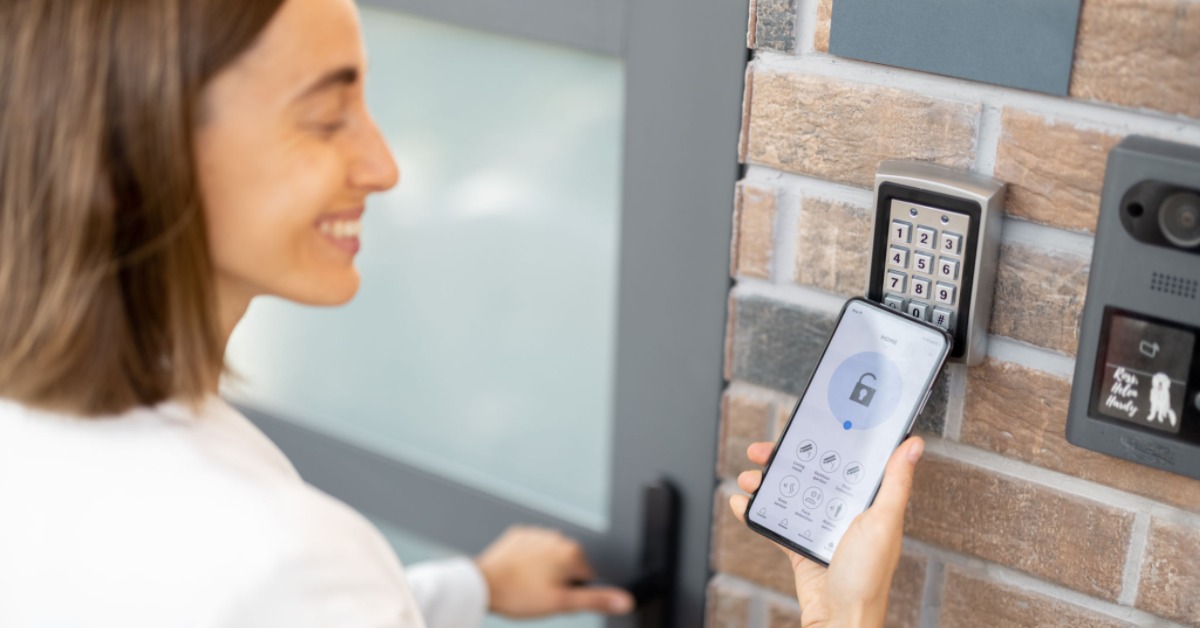 Smart Lock Management Systems: Enhancing Security and Accessibility for Hosts